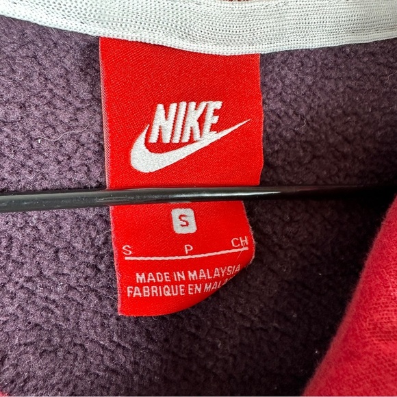 Nike Archive Half Zip Pullover Sweatshirt In Burgundy | Size Small - Picture 7 of 13